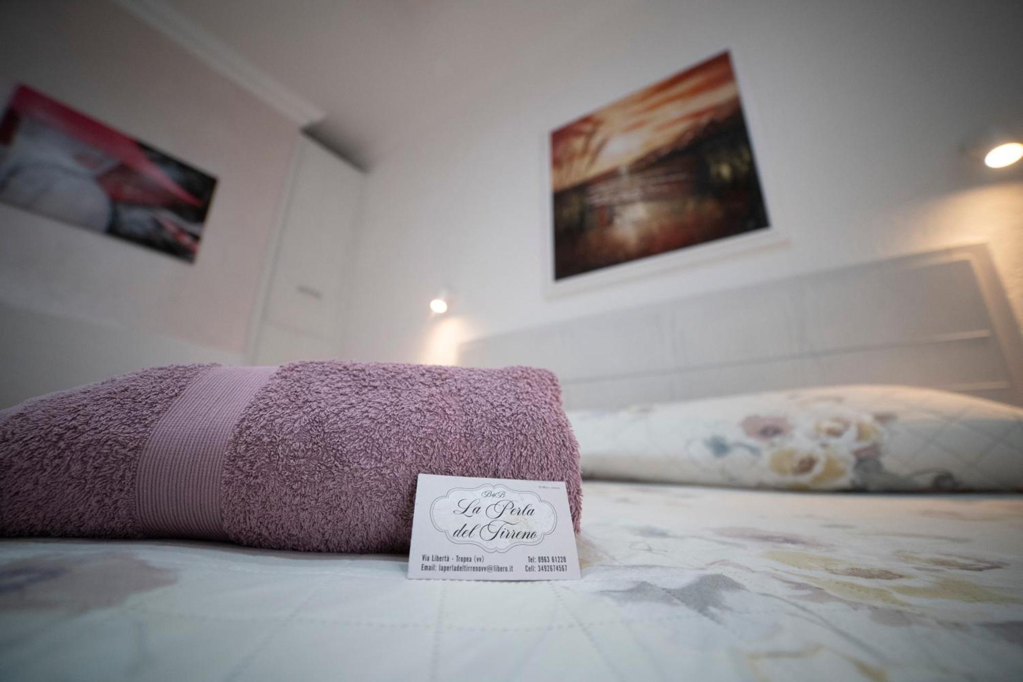 La Perla Del Tirreno Bed and Breakfast Tropea Værelse billede