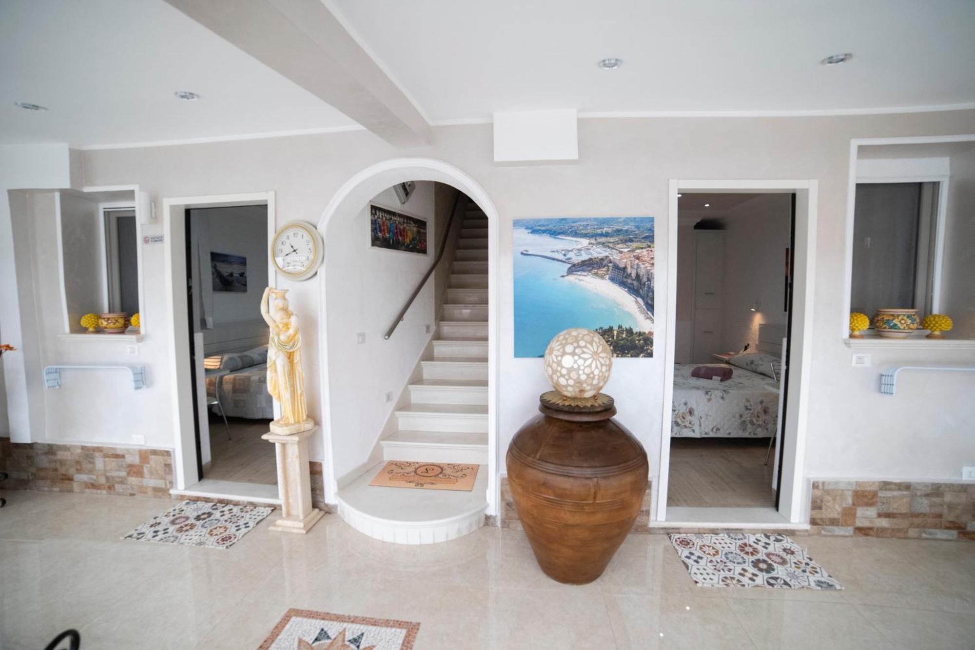 La Perla Del Tirreno Bed and Breakfast Tropea Eksteriør billede