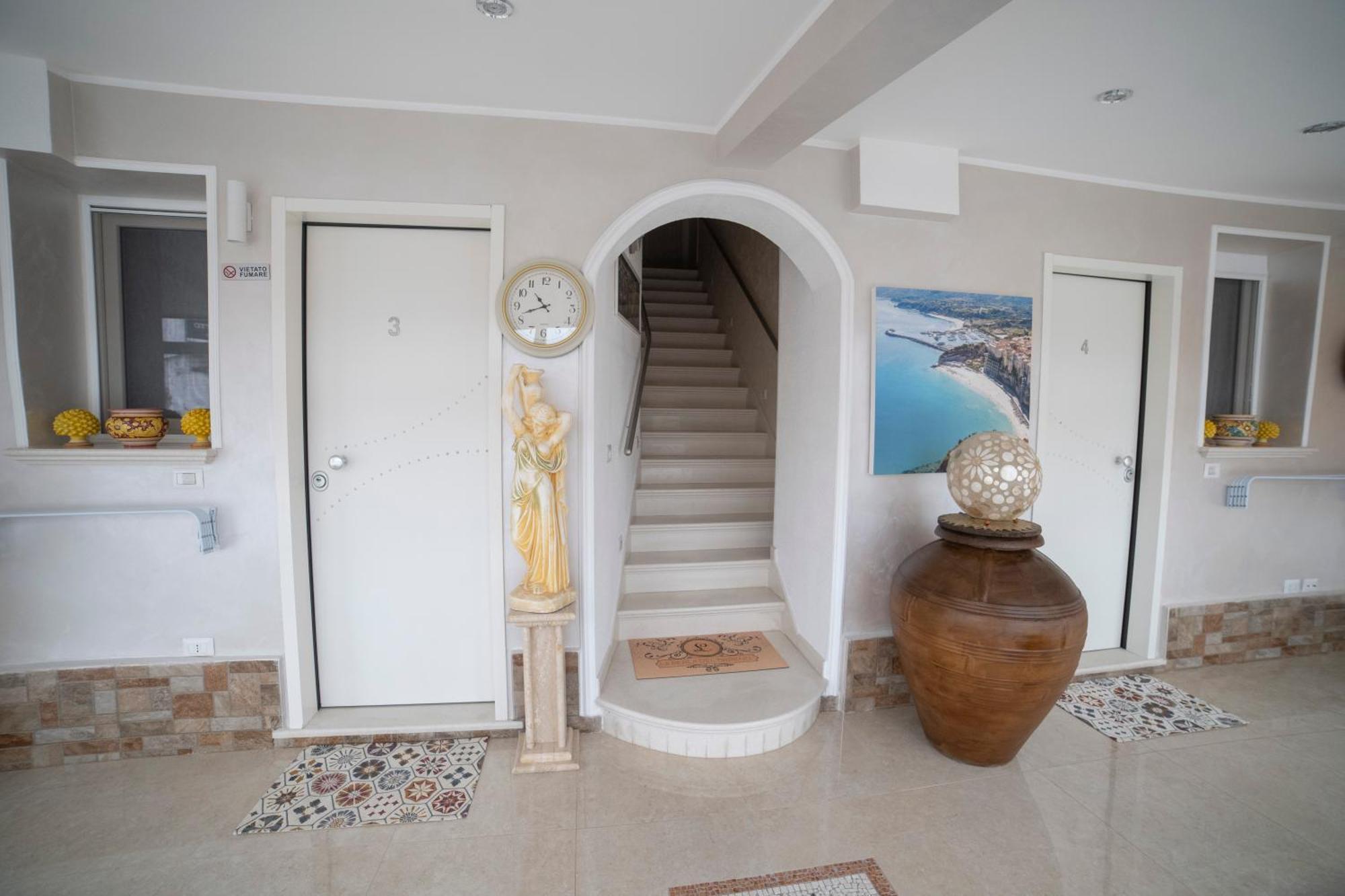 La Perla Del Tirreno Bed and Breakfast Tropea Eksteriør billede
